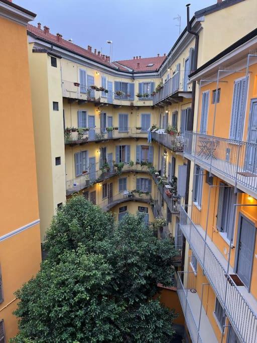 Porta Romana Experience - Authentic Milanese Flat * Milano
