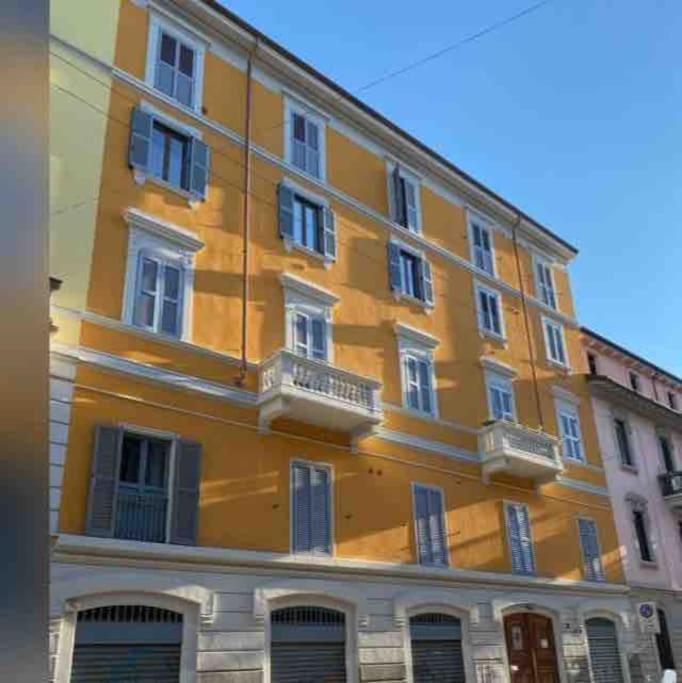 Appartamento Porta Romana Experience - Authentic Milanese Flat